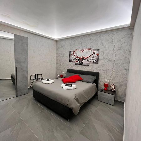 Patahouse Apartment Catania Bagian luar foto