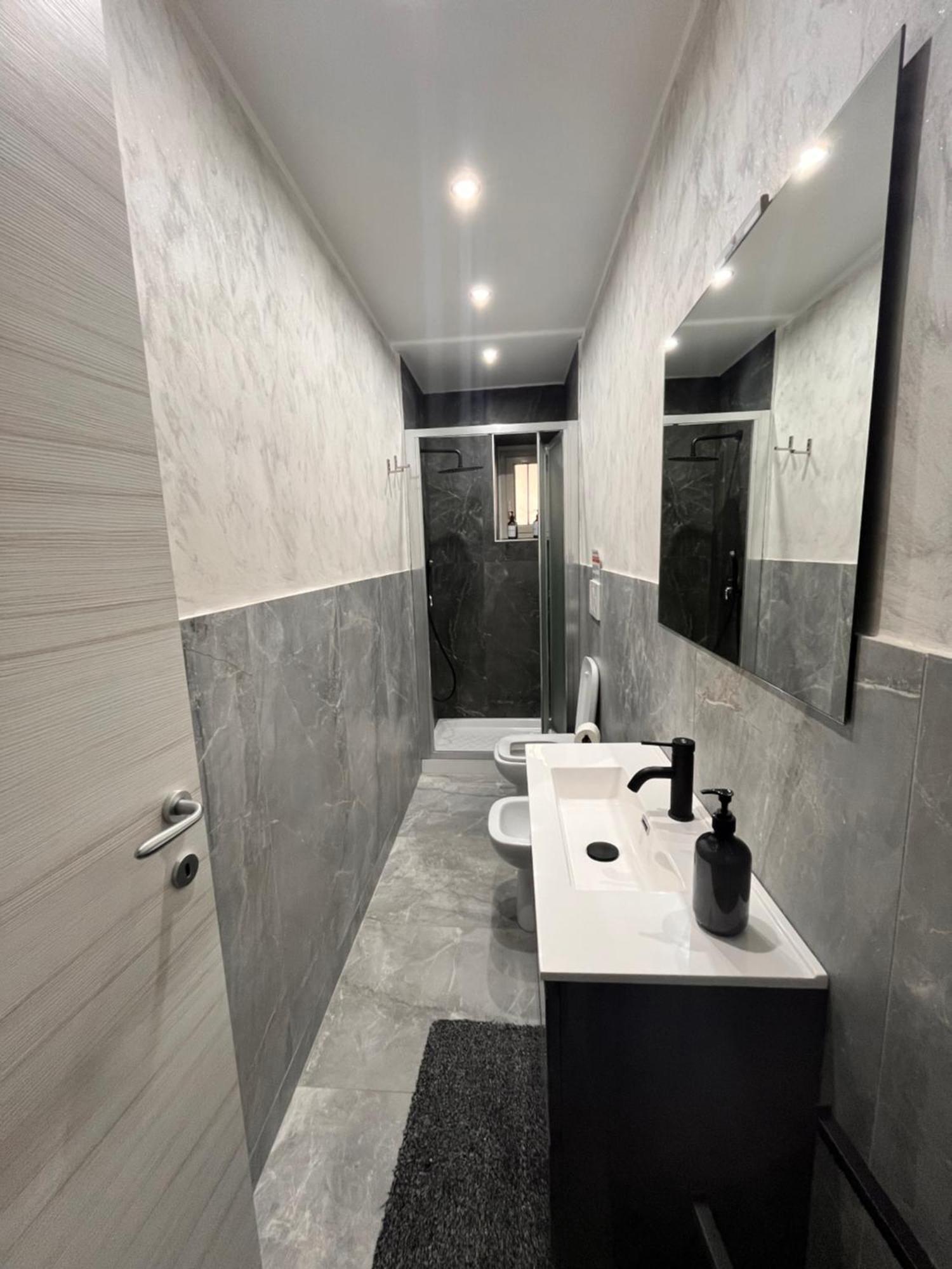 Patahouse Apartment Catania Bagian luar foto